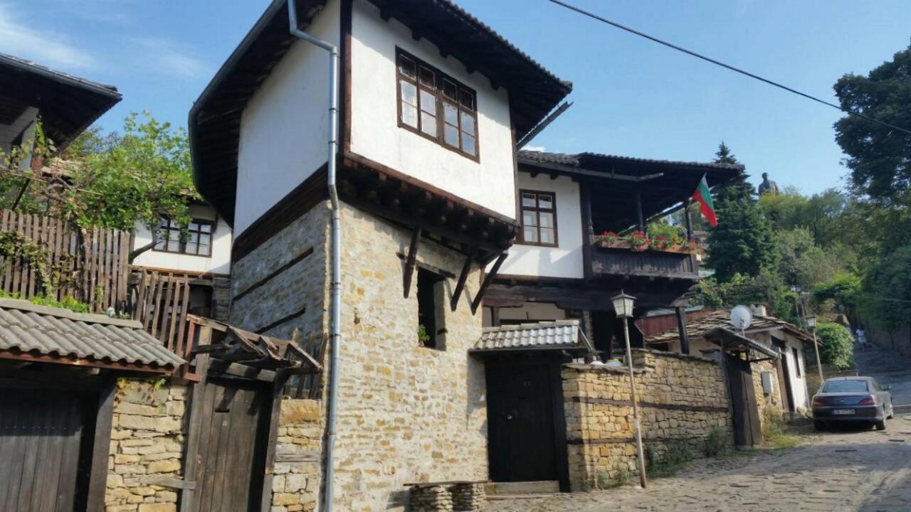 The Tinkov House In Lowetsch Exterior foto